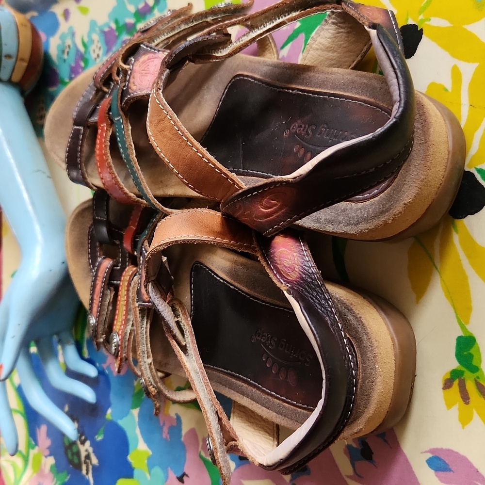 Spring step sandals - Picture 3 of 7